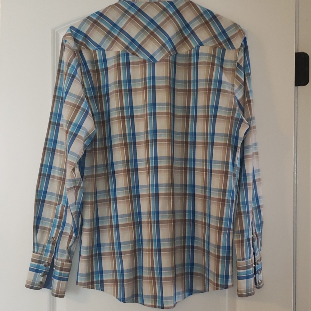 Long sleeve pearl snap button-down shirt - Picture 5 of 5